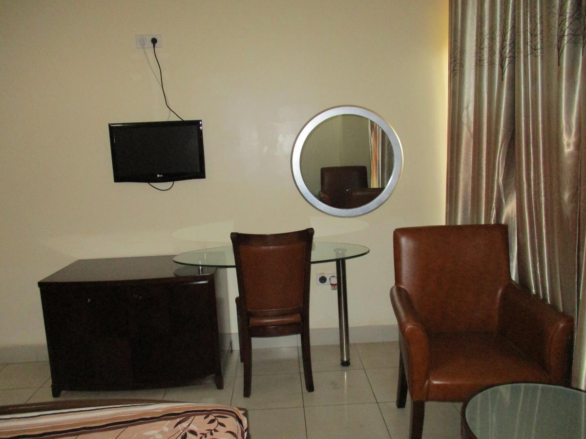 Amaris Hotel Kigali Extérieur photo