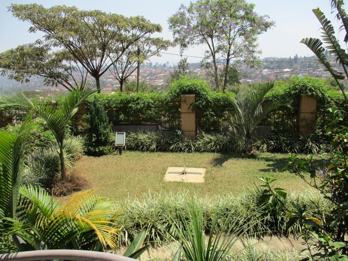 Amaris Hotel Kigali Extérieur photo