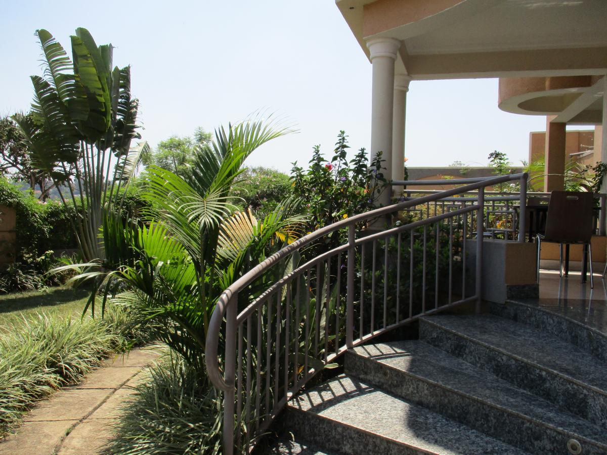 Amaris Hotel Kigali Extérieur photo