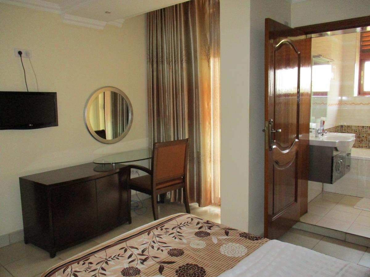 Amaris Hotel Kigali Extérieur photo