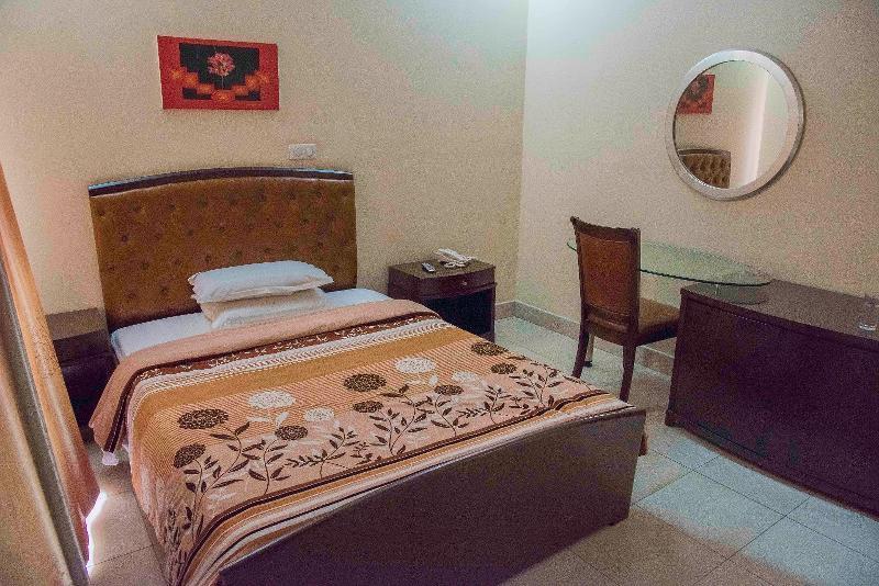 Amaris Hotel Kigali Extérieur photo